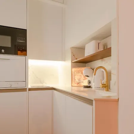 Boutique Hya アパート トレド